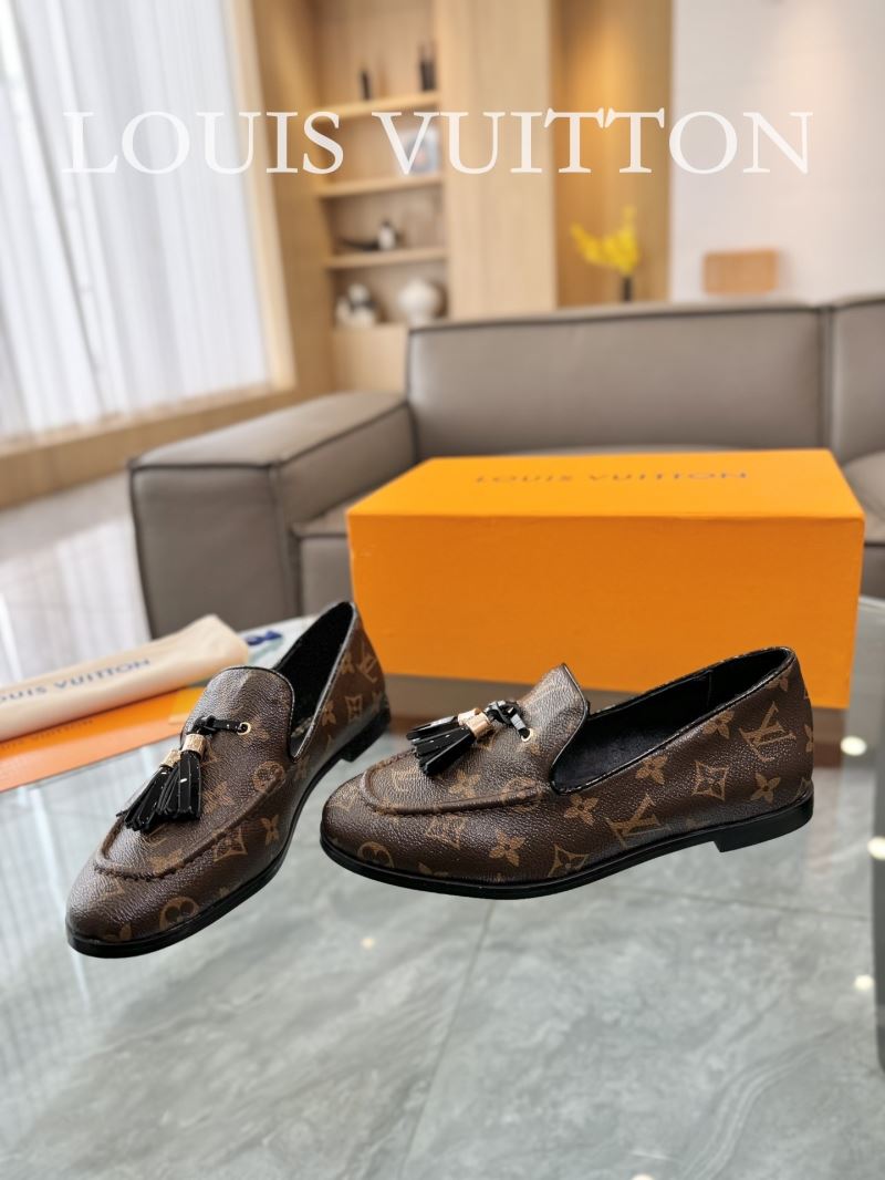 Louis Vuitton Low Shoes